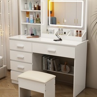 Designs sur mesure : Nous travaillons avec les clients pour créer des coiffeuses uniques pour filles avec des couleurs spécifiques