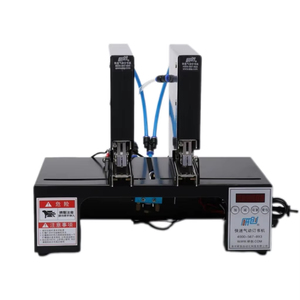 <span class=keywords><strong>Engrapadora</strong></span> Neumática de Doble Cabezal con Protector de Seguridad |   Máquina de Encuadernación Eficiente de 2 Puntos <span class=keywords><strong>para</strong></span> Blísteres y Cartón - Product Image 1