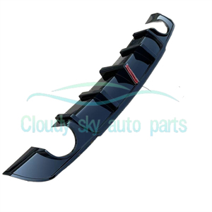 Kit carrosserie de modification avec diffuseur arrière à LED, adapté aux modèles Chrysler 300C SRT 15-23. - Product Image 2