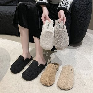Chaussons d'intérieur ultra-légers et confortables en mousse à mémoire de forme avec fourrure douce pour femme, semelle en caoutchouc, chauds et plats pour l'hiver – Vente en gros - Product Image 6