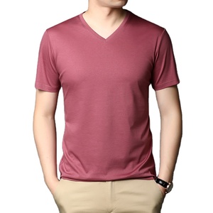 เสื้อยืดแขนสั้นคอวีสีล้วนสำหรับผู้ชาย,ทรงสลิมฟิต - Product Image 1