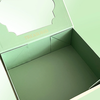 Boîte cadeau personnalisée de luxe en matériaux recyclés blanc crème, finition mate, avec fenêtre transparente pour les femmes enceintes, souvenirs de bébé