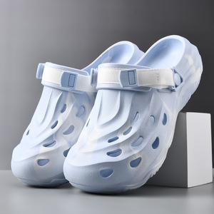 Men's EVA <b>Closed</b>-<b>Toe</b> Sandals 4cm <b>Heel</b> Breathable Color-blocked Beach Shoes - Product Image 1