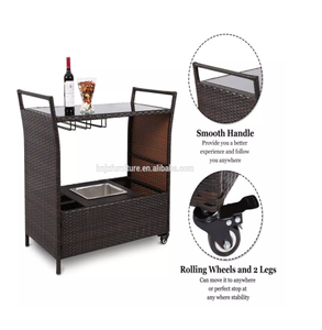 Chariot de bar portable en osier d'extérieur, chariot roulant en rotin pour patio et jardin avec seau à glace et porte-bouteilles - Product Image 3