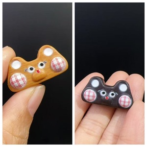 Peach Wood Bear Radio Beads Ebony Wood Bear Radio Beads For Jewelry Making Irregular Shape Wooden Loose Beads - Product Image 1