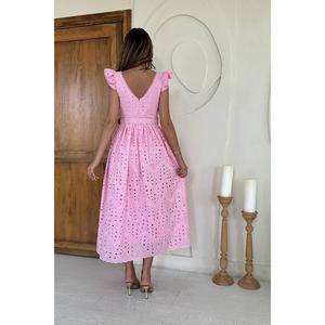 Robe rose brodée coupe trapèze avec découpes, col carré, taille naturelle, en tissu tissé respirant, décontractée et confortable - Product Image 4