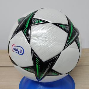 ราคาโรงงานขายส่ง คุณภาพสูง ฟุตบอลขนาดมาตรฐานเบอร์ 5 แบบมืออาชีพ ผลิตตามสั่ง หนัง PU สะท้อนแสงสองชั้น สำหรับการแข่งขัน - Product Image 2