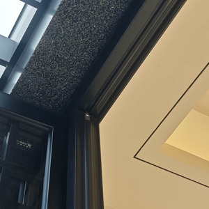 Puerta Plegable de Aluminio Deioux, Doble Acristalamiento, Vidrio Templado, Aislamiento Térmico, Insonorizada, Eficiente Energéticamente, Diseño Bi-Plegable para Patio - Product Image 4