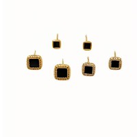 Ensemble de trois boucles d'oreilles carrées simples - Accessoires de mode luxueux et élégants pour le quotidien