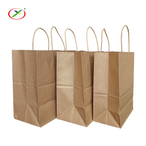 <span class=keywords><strong>Sac</strong></span> de shopping en carton <span class=keywords><strong>kraft</strong></span> <span class=keywords><strong>personnalisable</strong></span> <span class=keywords><strong>pas</strong></span> <span class=keywords><strong>cher</strong></span> avec poignées et logo pour l'emballage - Product Image 2