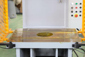 Ein spalt ige hydraulische <span class=keywords><strong>Press</strong></span> maschine der Serie Y41 100T 160T 200T 315T hydraulische <span class=keywords><strong>Press</strong></span> maschine - Product Image 3