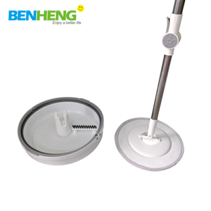 Mopa Giratoria Mágica de Manos Libres con Cabezal de Microfibra, Mango Extensible, Palo de Acero Inoxidable, Cubeta de 3L, Diseño Plegable - Product Image 1
