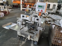 Ligne de production de machines d'emballage semi-automatiques pour mouchoirs en papier avec fonction de scellage pour emballages en film plastique et boîtes