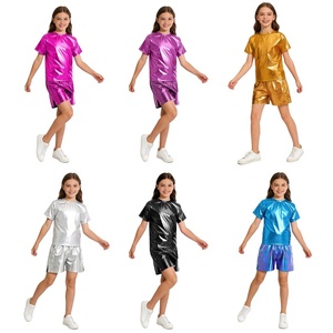 Ensemble de danse pour filles en feuille métallique, costume de scène jazz pour enfants, tenue brillante deux pièces à manches courtes, vêtements de danse hip-hop pour spectacle, personnalisable - Product Image 1