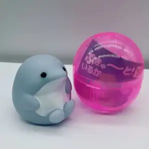 Yell Spot Japón, Juguete Original de PVC en Cápsula con Forma de Delfín, Diseño Personalizable para Niños - Product Image 3