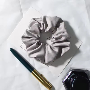 Bán Buôn Thời Trang Đơn Giản Polyester Satin Đàn Hồi Lớn Rắn Màu Tóc Quan Hệ Tóc Đuôi Ngựa Chủ Scrunchies Tóc Ban Nhạc Cho Phụ Nữ - Product Image 5