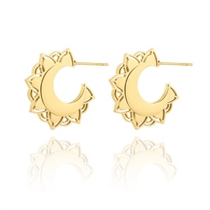 ต่างหูทองชุบ 18k สไตล์วินเทจ ลายพระอาทิตย์พระจันทร์แบบกลวง - Product Image 1