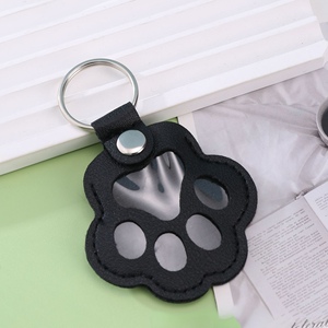 Llavero de Piel con Forma de Pata de Oso Multicolor, Colgante para Bolso, Mini Bolsa de Almacenamiento para Pelo de Mascotas (Perros y Gatos) - Product Image 6