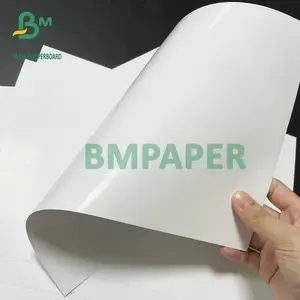 Hellweißes glänzendes Kunstdruck papier g/m² g/m² g/m² zum Drucken von Poster karten