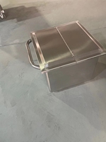 Chariot de cuisine professionnel robuste en acier inoxydable 304 à 4 roues avec couvercle et revêtement de qualité alimentaire pour le stockage de farine, riz, huile et eau