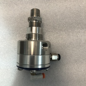 24C375 Low Flow Fluid Regulator 90 PSI <b>Paint</b> Control for Spray Coating Systems - Product Image 2