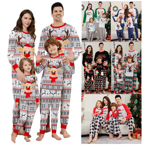 Ensemble de Pyjama de Noël pour Femme avec Imprimé Père Noël et Carreaux Rouges et Noirs, Vêtements de Nuit à Manches Longues pour l'Automne et le Printemps - Product Image 1