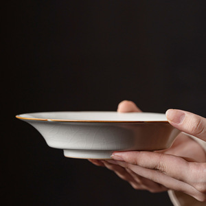 จานชาและขนมสำหรับใช้ในบ้าน ดีไซน์สวยงาม จานขนมทรงกลมเคลือบลายแตกแบบ Ru ware เหมาะสำหรับใส่กาน้ำชา - Product Image 3