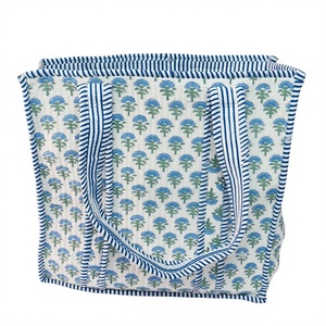 Grand sac fourre-tout en coton matelassé ouvert surdimensionné Weekender voyage plage transporter tous les achats épicerie marché cadeau de vacances pour femmes fourre-tout - Product Image 1