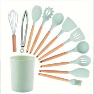 Lot de 12 ustensiles de cuisine écologiques en silicone avec manches en bois, option logo personnalisé, pour usage domestique - Product Image 1
