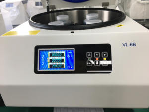 Mke צנטריפוגה מפעל מציעים שולחן גדול קיבולת 3l 3l נדנדה רוטור 4x750 מ "ל 6000 סל סל" ד צנטריפוגה מעבדה מודל VL-6B - Product Image 6