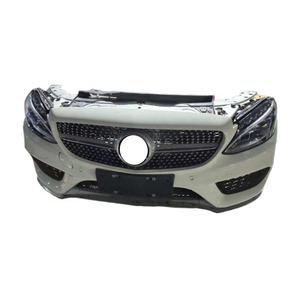 Utilisé pour <span class=keywords><strong>Mercedes</strong></span> Benz Classe <span class=keywords><strong>C</strong></span> W205 Pare-chocs avant avec radiateur et phares pour le remplacement du pare-chocs avant - Product Image 1