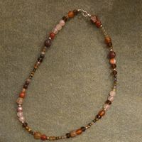 Lot de 15 colliers bohèmes ajustables en pierres naturelles, style automne, avec pendentif coquillage, bijoux plaqués or rétro, idéal pour un cadeau