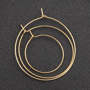 Aros de Acero Inoxidable Chapados en Oro de 18k, Varios Tamaños, Accesorio de Joyería de Moda Unisex - Product Image 4