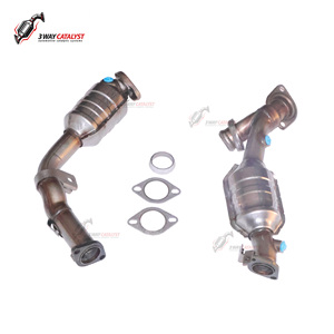 Acier inoxydable de haute qualité une paire de convertisseur de <span class=keywords><strong>catalyseur</strong></span> à trois voies pour les pièces automobiles Pajero Sport China - Product Image 6