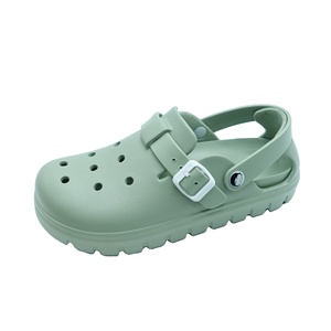 Chaussures de jardin à injection EVA populaires pour hommes et femmes Mules plates respirantes d'été et d'hiver pour adultes Sabots - Product Image 3