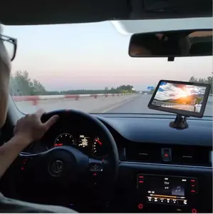 Navigateur GPS intelligent universel de 7 pouces avec cartes mondiales, voix multilingue et personnalisation de la marque pour voiture - Product Image 2