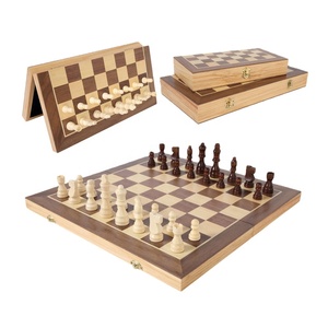 Set di Scacchi <span class=keywords><strong>in</strong></span> <span class=keywords><strong>Legno</strong></span> Ecologico Fatto a Mano OEM per Bambini, Uso Interno, Scacchiera Magnetica Pieghevole da Viaggio <span class=keywords><strong>in</strong></span> Feltro - Product Image 1
