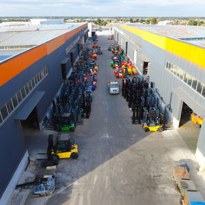 מלגזות דיזל חדשות 3.5 טון 4.5 טון המשלבות הרמה, העמסה ומלגזות למסדרונות צרים, הדרכת בטיחות - Product Image 6