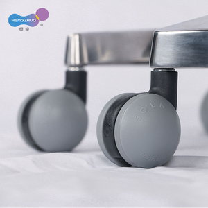 Cadeira de Beleza para Salão com Apoio para os Quadris e Pedal, Altura Ajustável de 14cm, Rotação de 360 Graus, Estofamento em Couro, Banco de Barbeiro - Product Image 6