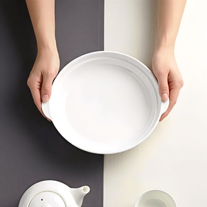 Bandeja Redonda de Porcelana Blanca para Servir, Plato Hondo con Dos Asas, Vajilla de Hotel, Apta para Microondas, Color Sólido 1250 - Product Image 1