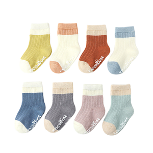 Chaussettes pour bébés en gros, chaussettes de football, chaussettes en coton antidérapantes, fils à crocheter, chaussettes douces pour enfants, chaussettes pour bébés de 0 à 3 mois, bas - Product Image 5