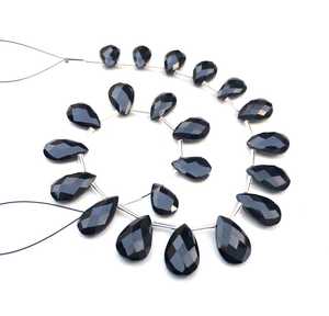 Pierre précieuse spinelle noire naturelle de bonne qualité, 1 brin, 21 pièces à facettes en forme de poire, perles de Briolette pour la fabrication de bijoux - Product Image 1