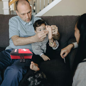 <span class=keywords><strong>Kit</strong></span> medis pertolongan pertama kecil untuk mobil, rumah, kantor, tahan air portabel perlengkapan pertolongan pertama dan <span class=keywords><strong>Kit</strong></span> bertahan hidup - Product Image 4