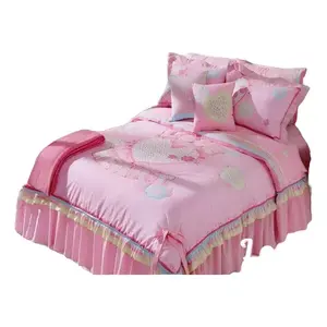 Juego de Edredón Spring Love de 1.2m, Estilo Princesa con Volantes, Funda de Algodón y 2 Cojines para Ropa de Cama - Product Image 1