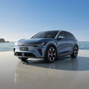 Zeekr 7X, Sedán Eléctrico de Doble Motor y 646 hp, Carga Rápida de 5.5C, Luz Inteligente Mini-LED de 3.5K, Batería de 100 kWh, Autonomía de 780 km - Product Image 1