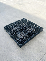 Palette Euro en Matière Recyclée, 4 Voies, Simple Face, Noire, Légère, 1100x1100mm, Plateau en Maille, Plastique PP, Transport 3