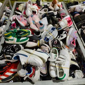 Zapatos Usados de Buena Calidad para Niños, Zapatillas Deportivas de <span class=keywords><strong>Segunda</strong></span> <span class=keywords><strong>Mano</strong></span> para Niños, Venta al por Mayor de Zapatos de <span class=keywords><strong>Segunda</strong></span> <span class=keywords><strong>Mano</strong></span> - Product Image 4