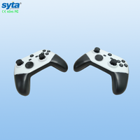 SYTA M15 MINI Console de jeu vidéo prend en charge 30 jeux de simulation avec 2 commandes sans fil prenant en charge les jeux PS2,PSP