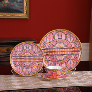 Palace Pink Luxury Royal Gold Inlay Bone China Dinnerware Sets <b>Gift</b> <b>Box</b> Europe Promotional 58 Pcs Custom Logo Party Kit - Product Image 5