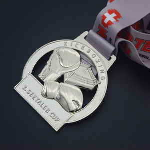 Medallas <span class=keywords><strong>de</strong></span> Boxeo y Kickboxing <span class=keywords><strong>de</strong></span> Metal Fundido Personalizadas con Acabado Chapado en Oro, Federación Mundial <span class=keywords><strong>de</strong></span> Kickboxing Deportivo - Product Image 2